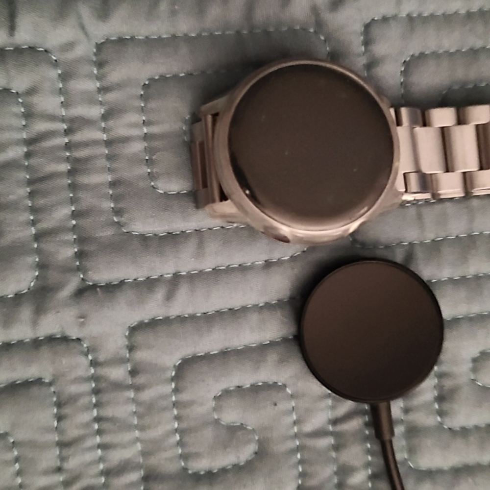 Galaxy active smart watch silver